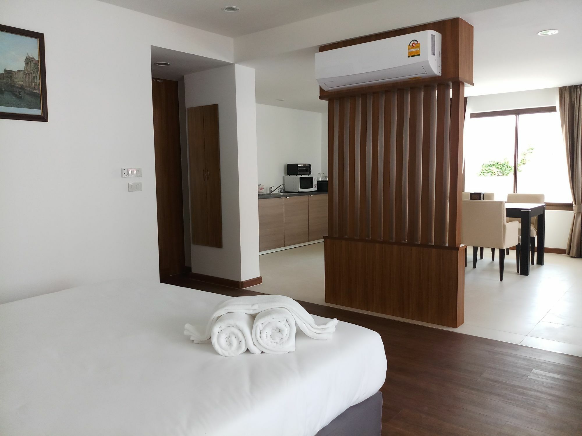 The Suites Apartment & Residence Patong Exterior foto